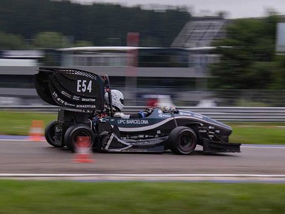 L’equip BCN eMotorsport supera la prova dels 22 kilòmetres i amb bateria elèctrica, per primer cop al circuit d’Àustria
